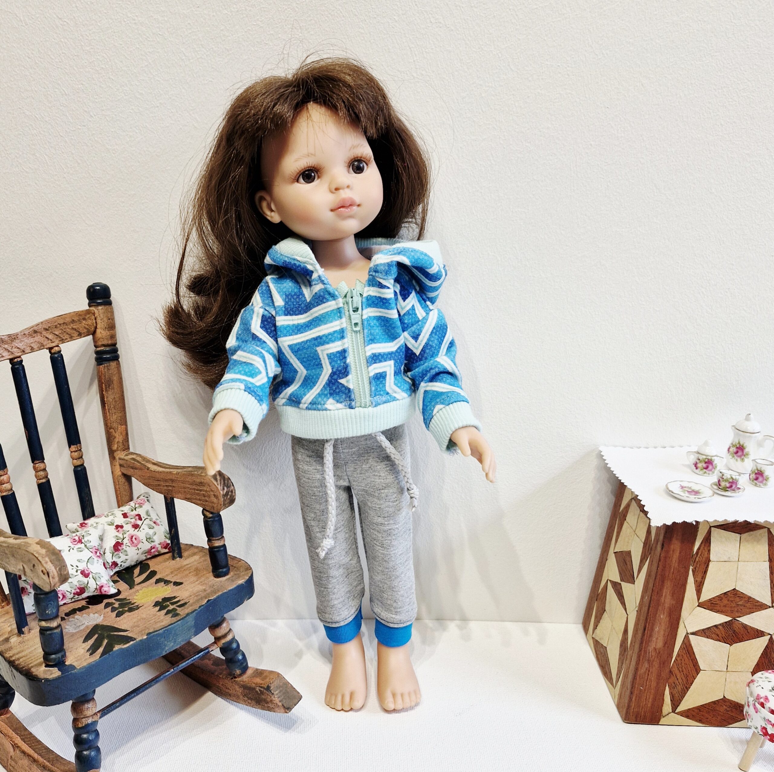 32 cm Paola Reina doll clothes, hoodie blue